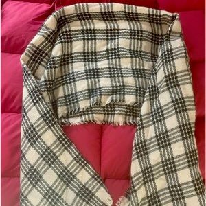 Soft and warm styled scarf or wrap